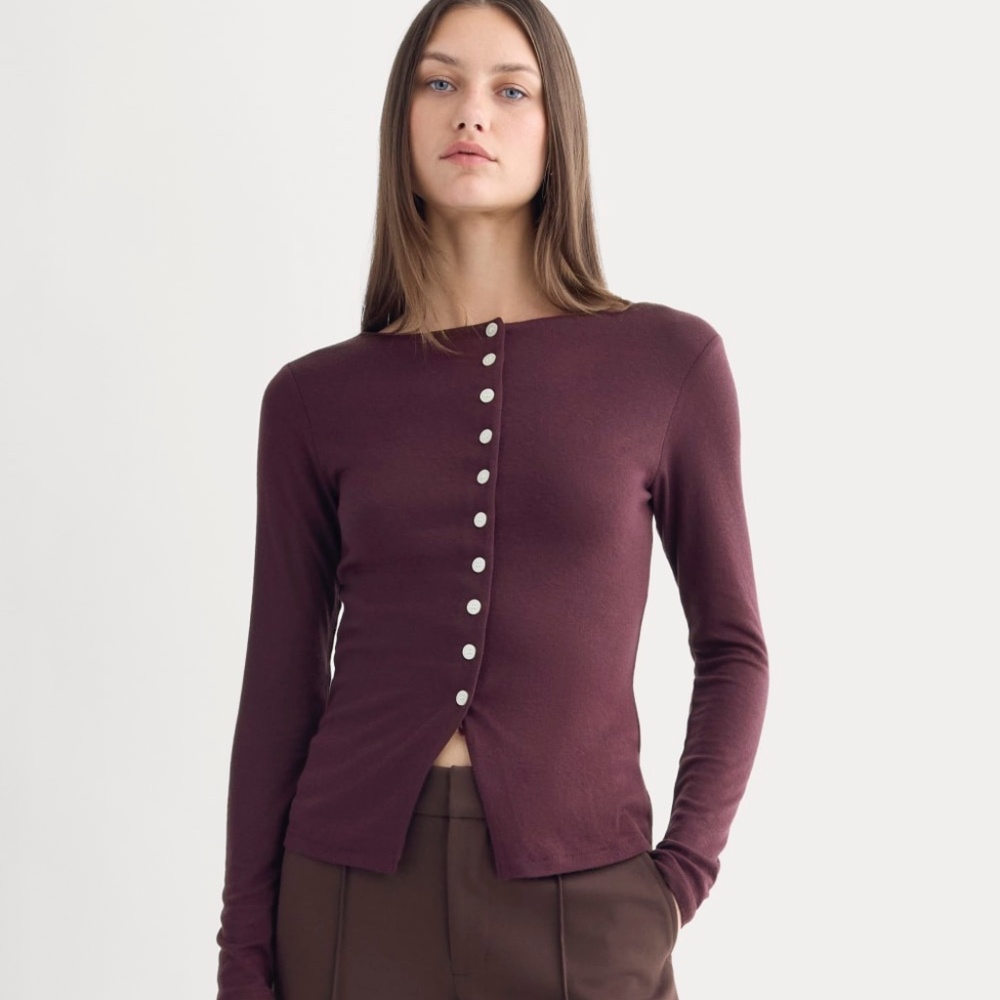 NWT Everlane BUTTON-UP TOP IN BUTTERLUXE in Deep Plum Sz M